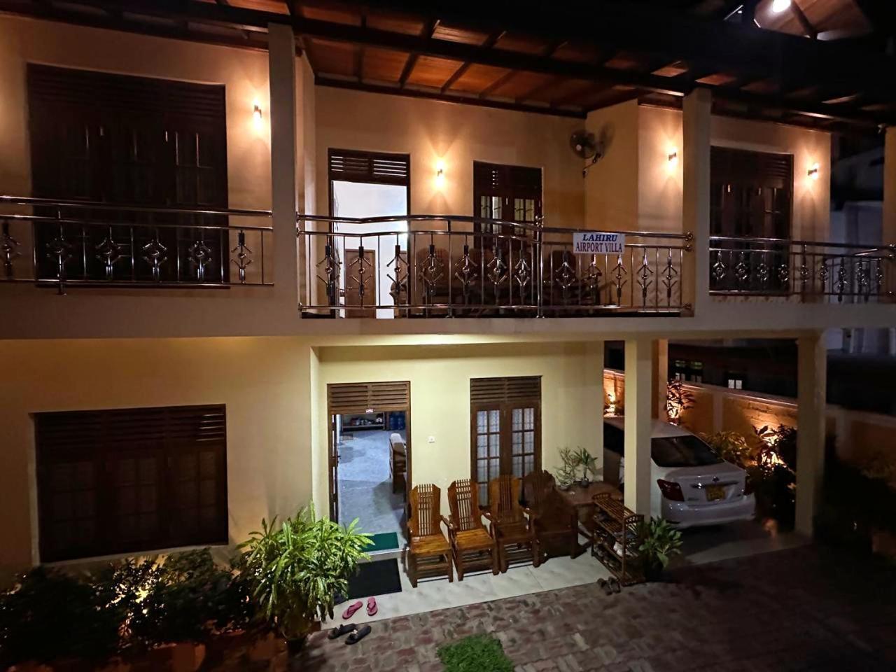 Lahiru Airport Villa Andiambalama Ngoại thất bức ảnh