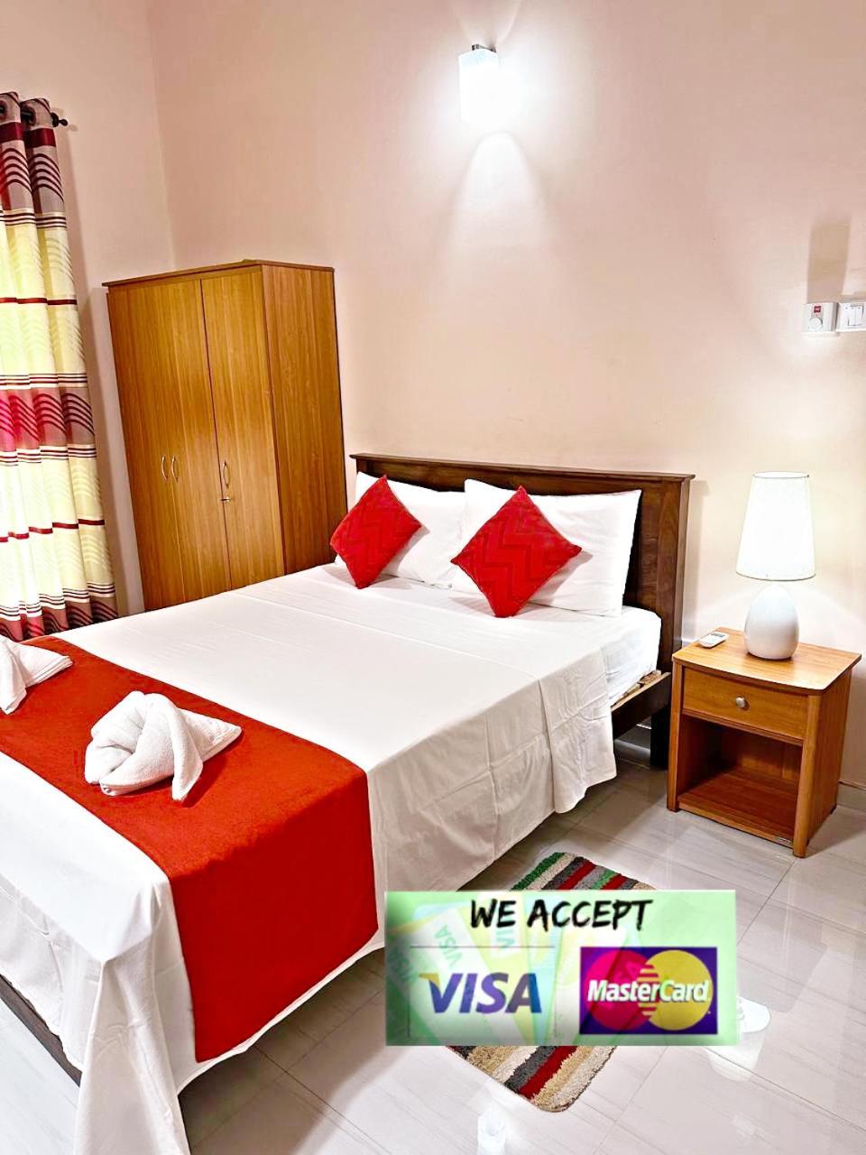 Lahiru Airport Villa Andiambalama Ngoại thất bức ảnh